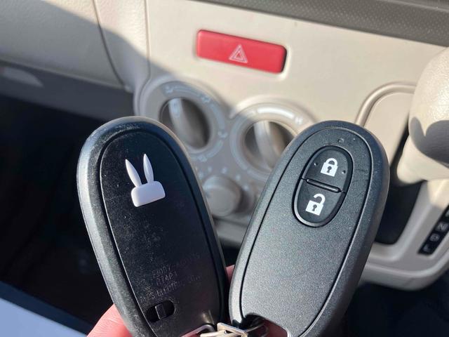 アルトラパン Ｌ　ＥＴＣ　ナビ　衝突被害軽減システム　スマートキー　アイドリングストップ　電動格納ミラー　シートヒーター　ベンチシート　ＣＶＴ　盗難防止システム　ＡＢＳ　ＥＳＣ　衝突安全ボディ　エアコン（7枚目）