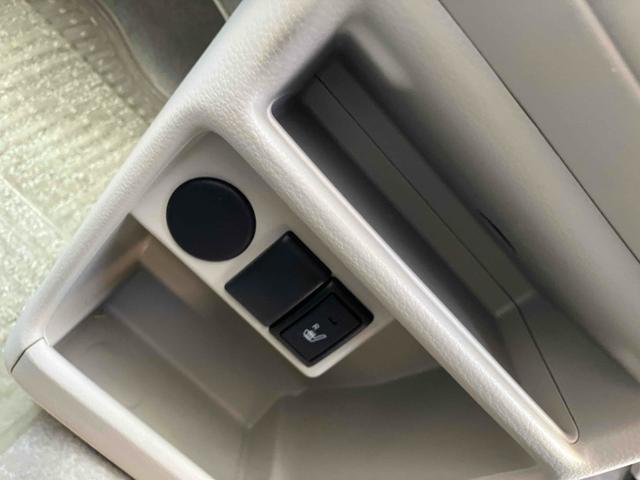 アルトラパン Ｌ　ＥＴＣ　ナビ　衝突被害軽減システム　スマートキー　アイドリングストップ　電動格納ミラー　シートヒーター　ベンチシート　ＣＶＴ　盗難防止システム　ＡＢＳ　ＥＳＣ　衝突安全ボディ　エアコン（10枚目）