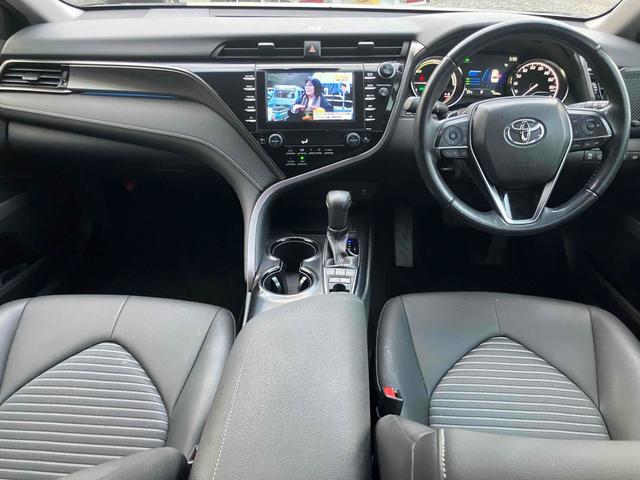 カムリ ＷＳ　ＥＴＣ　クリアランスソナー　レーンアシスト　オートクルーズコントロール　衝突被害軽減システム　バックカメラ　ナビ　ＴＶ　アルミホイール　オートマチックハイビーム　オートライト　ＬＥＤヘッドランプ（2枚目）