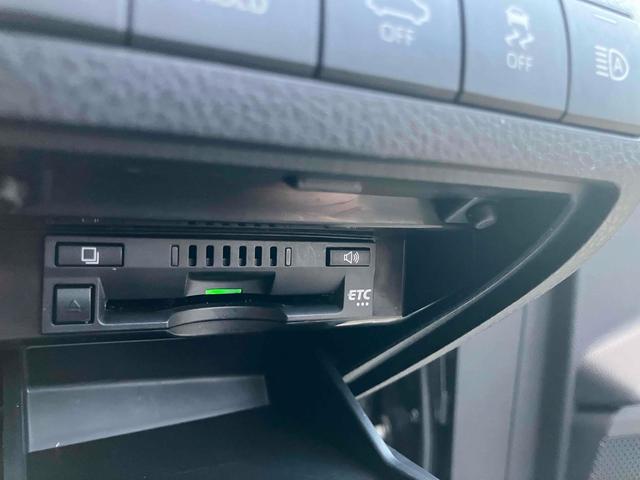 カムリ ＷＳ　ＥＴＣ　クリアランスソナー　レーンアシスト　オートクルーズコントロール　衝突被害軽減システム　バックカメラ　ナビ　ＴＶ　アルミホイール　オートマチックハイビーム　オートライト　ＬＥＤヘッドランプ（8枚目）