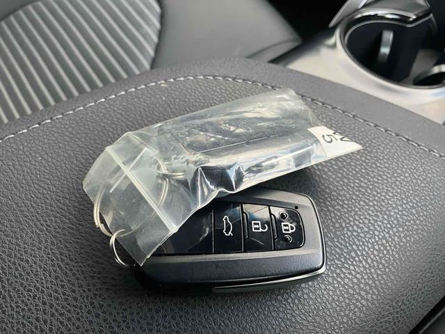 カムリ ＷＳ　ＥＴＣ　クリアランスソナー　レーンアシスト　オートクルーズコントロール　衝突被害軽減システム　バックカメラ　ナビ　ＴＶ　アルミホイール　オートマチックハイビーム　オートライト　ＬＥＤヘッドランプ（25枚目）