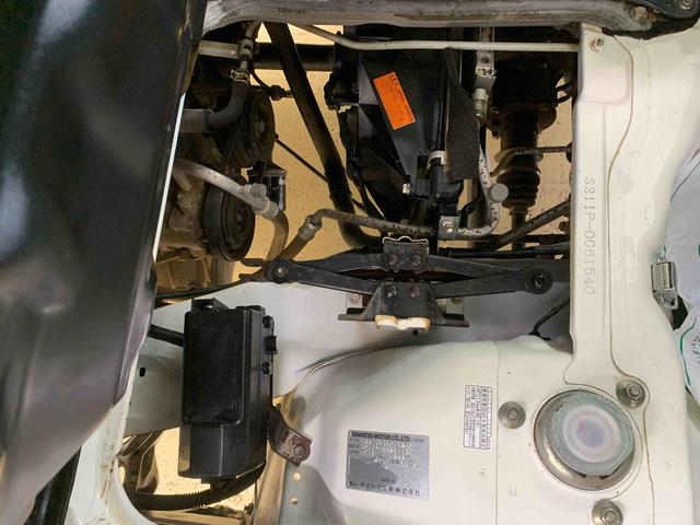 ハイゼットトラック エアコン・パワステ　スペシャル　５ＭＴ　４ＷＤ　保証付き　ラジオ　タイヤ新品（52枚目）