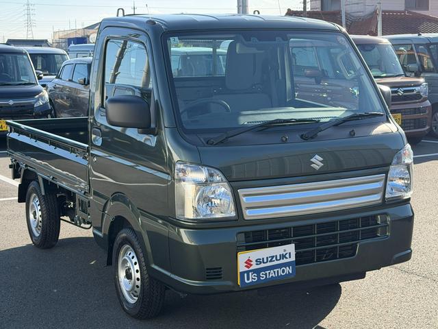 キャリイトラック ＫＣエアコン・パワステ　７型　４ＷＤ　オートライト　禁煙車　４ＷＤ　衝突被害軽減システム　アイドリングストップ　横滑り防止機能　衝突安全ボディ　盗難防止システム（4枚目）