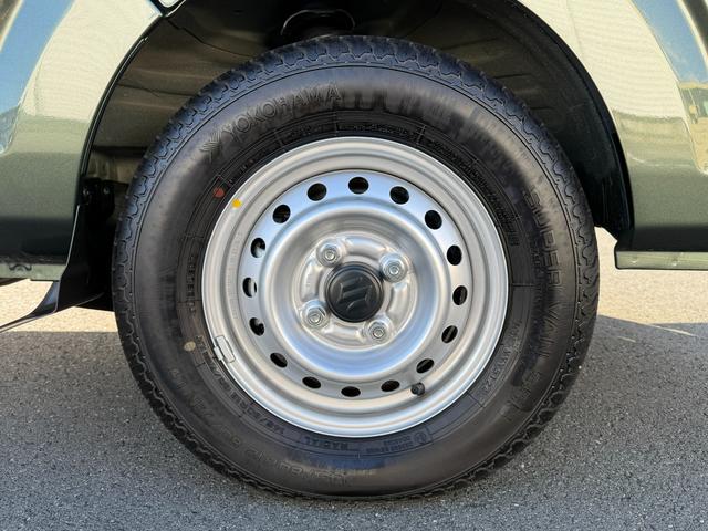 キャリイトラック ＫＣエアコン・パワステ　７型　４ＷＤ　オートライト　禁煙車　４ＷＤ　衝突被害軽減システム　アイドリングストップ　横滑り防止機能　衝突安全ボディ　盗難防止システム（14枚目）