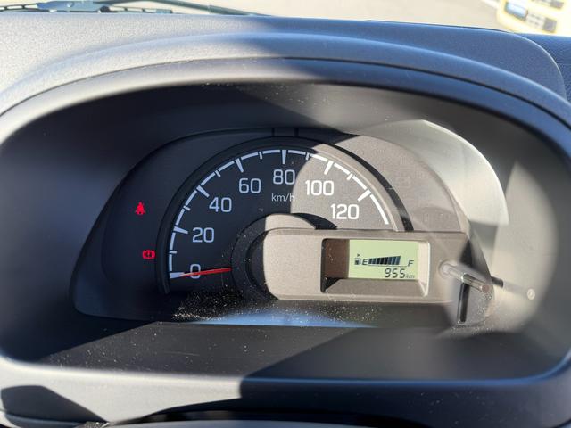 キャリイトラック ＫＣエアコン・パワステ　７型　４ＷＤ　オートライト　禁煙車　４ＷＤ　衝突被害軽減システム　アイドリングストップ　横滑り防止機能　衝突安全ボディ　盗難防止システム（33枚目）