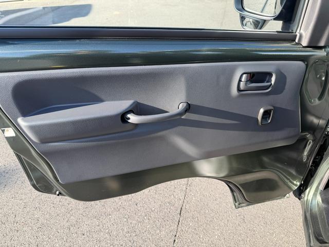 キャリイトラック ＫＣエアコン・パワステ　７型　４ＷＤ　オートライト　禁煙車　４ＷＤ　衝突被害軽減システム　アイドリングストップ　横滑り防止機能　衝突安全ボディ　盗難防止システム（43枚目）