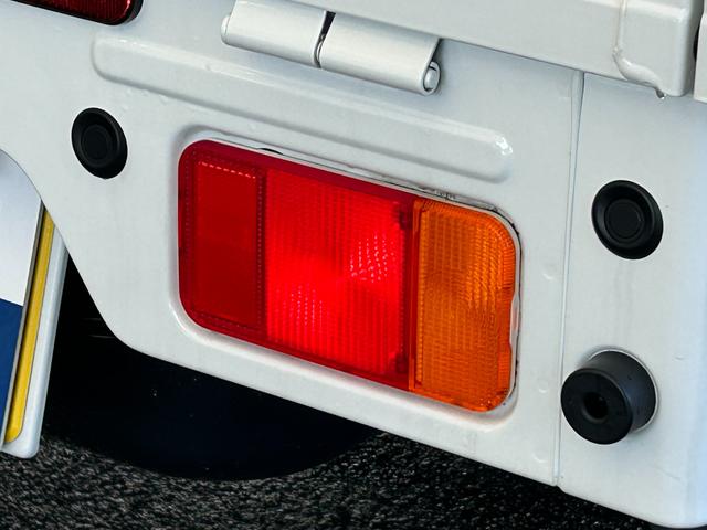 キャリイトラック ＫＣエアコン・パワステ　７型　オートライト　衝突安全ボディ（17枚目）