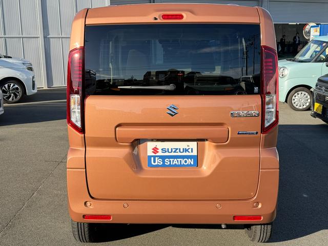スペーシア ＨＹＢＲＩＤ　Ｇ　全方位カメラナビ　オートライト　バックカメラ　Ｂｌｕｅｔｏｏｔｈ　スライドドア　プッシュスタート　オートエアコン　禁煙車　スズキセーフティーサポート　衝突被害軽減システム　アイドリングストップ　衝突安全ボディ（8枚目）