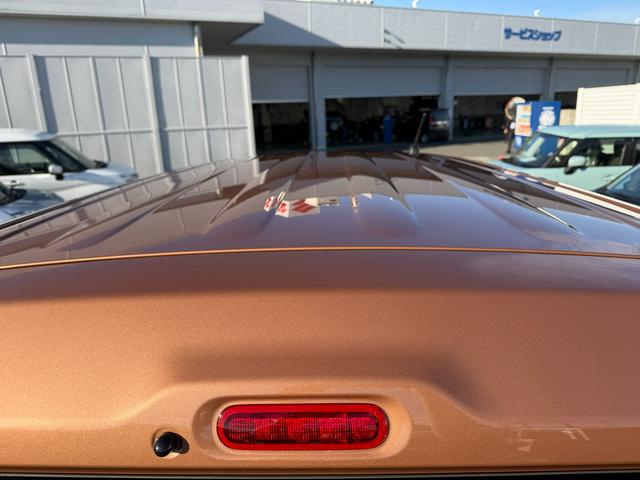 スペーシア ＨＹＢＲＩＤ　Ｇ　全方位カメラナビ　オートライト　バックカメラ　Ｂｌｕｅｔｏｏｔｈ　スライドドア　プッシュスタート　オートエアコン　禁煙車　スズキセーフティーサポート　衝突被害軽減システム　アイドリングストップ　衝突安全ボディ（9枚目）