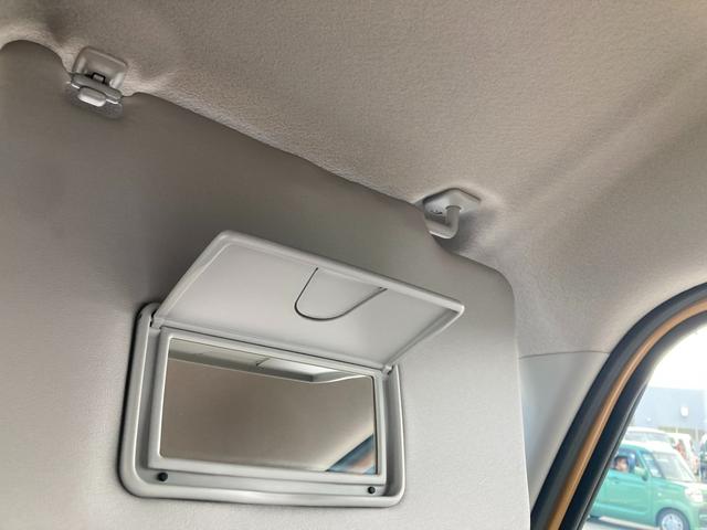 スペーシア ＨＹＢＲＩＤ　Ｇ　全方位カメラナビ　オートライト　バックカメラ　Ｂｌｕｅｔｏｏｔｈ　スライドドア　プッシュスタート　オートエアコン　禁煙車　スズキセーフティーサポート　衝突被害軽減システム　アイドリングストップ　衝突安全ボディ（11枚目）