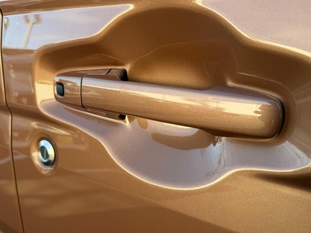 スペーシア ＨＹＢＲＩＤ　Ｇ　全方位カメラナビ　オートライト　バックカメラ　Ｂｌｕｅｔｏｏｔｈ　スライドドア　プッシュスタート　オートエアコン　禁煙車　スズキセーフティーサポート　衝突被害軽減システム　アイドリングストップ　衝突安全ボディ（24枚目）