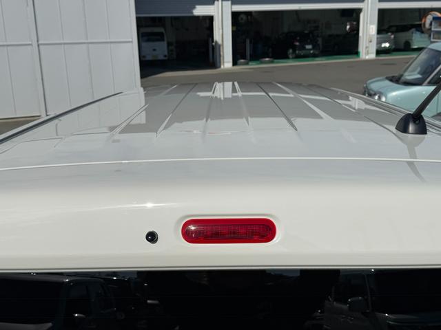 ハスラー ＨＹＢＲＩＤ　Ｘターボ　３型　オートライト　プッシュスタート　シートヒーター　オートエアコン　禁煙車　スズキセーフティーサポート　衝突被害軽減システム　アイドリングストップ　横滑り防止機能　衝突安全ボディ　盗難防止システム（8枚目）