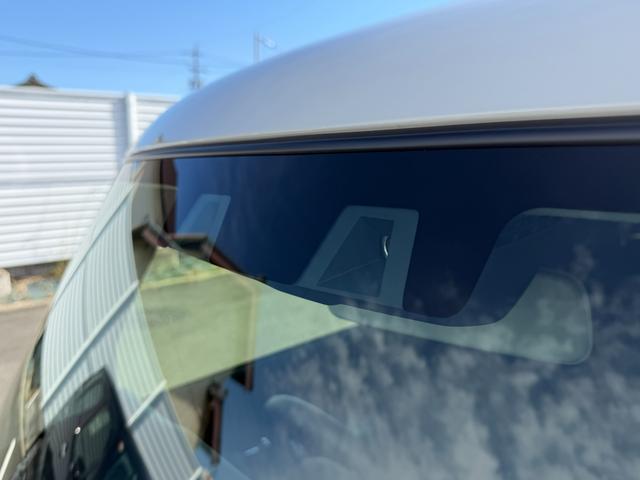 ハスラー ＨＹＢＲＩＤ　Ｘターボ　３型　オートライト　プッシュスタート　シートヒーター　オートエアコン　禁煙車　スズキセーフティーサポート　衝突被害軽減システム　アイドリングストップ　横滑り防止機能　衝突安全ボディ　盗難防止システム（16枚目）