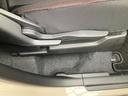 全方位カメラパッケージ　バックカメラ　オートライト　プッシュスタート　シートヒーター　オートエアコン　禁煙車　スズキセーフティーサポート　衝突被害軽減システム　横滑り防止機能　衝突安全ボディ　盗難防止システム（28枚目）