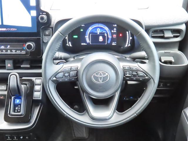 シエンタ ハイブリッドＺ　Ｂカメラ　カーテンエアバック　ＡＣ１００Ｖ　ＡＢＳ　エアバッグ　キーレス　ＬＥＤライト　アルミホイール　フルセグテレビ　オートクルーズコントロール　ミュージックプレイヤー接続可　ナビＴＶ　メモリーナビ（5枚目）