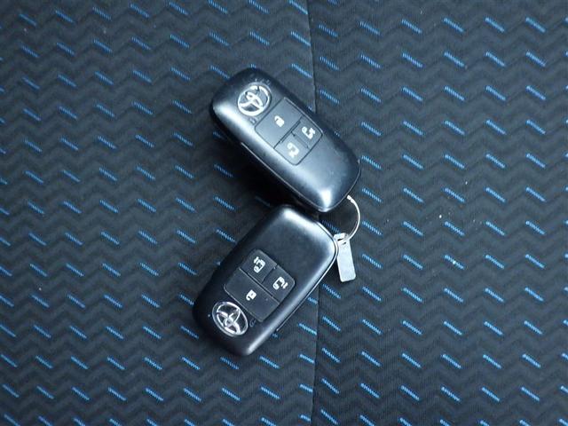 ルーミー カスタムG-T 助手席エアバック 両側オートスライドドア スマートキープッシュスタート LEDライト 1オーナー 横滑り防止機能 クルコン 点検記録簿 ETC付 アルミホイール キーレス DVD ドラレコ ナビ&TV(27枚目)