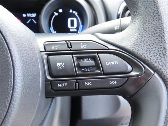 ヤリス Ｇ　カーナビ　Ｂカメラ　エアコン　スマートキー＆プッシュスタート　ドライブレコーダー　メモリーナビゲーション　イモビ　横滑り防止システム　クルーズＣ　ＡＢＳ　パワーウィンドウ　パワーステアリング（7枚目）