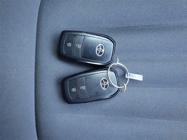 ヤリス Ｇ　カーナビ　Ｂカメラ　エアコン　スマートキー＆プッシュスタート　ドライブレコーダー　メモリーナビゲーション　イモビ　横滑り防止システム　クルーズＣ　ＡＢＳ　パワーウィンドウ　パワーステアリング（25枚目）