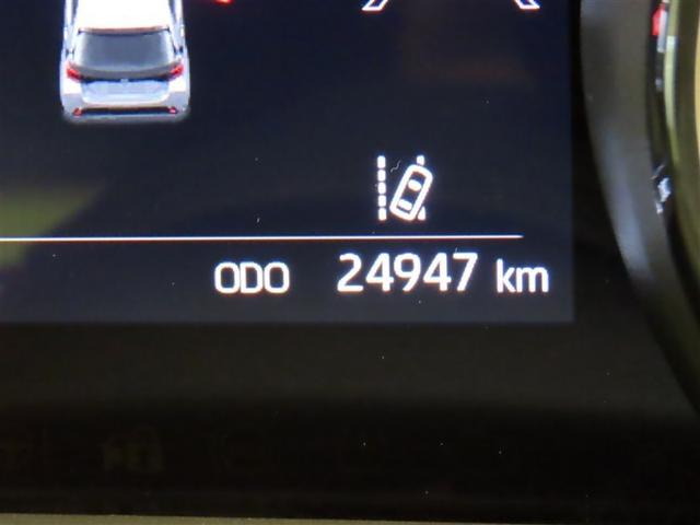 ヤリス ハイブリッドＺ　１００Ｖ　ＰＣＳ　整備記録簿　ＤＶＤ　地デジ　Ｂカメラ　ドラレコ付　ＬＥＤランプ　スマキー　ＥＴＣ付き　メディアプレイヤー接続　ナビＴＶ　ＶＳＣ　パワステ　１オナ車　クルコン　カーテンエアバック（3枚目）