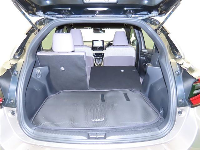 ヤリス ハイブリッドＺ　１００Ｖ　ＰＣＳ　整備記録簿　ＤＶＤ　地デジ　Ｂカメラ　ドラレコ付　ＬＥＤランプ　スマキー　ＥＴＣ付き　メディアプレイヤー接続　ナビＴＶ　ＶＳＣ　パワステ　１オナ車　クルコン　カーテンエアバック（23枚目）