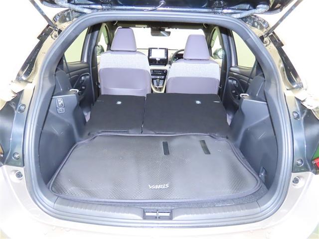 ヤリス ハイブリッドＺ　１００Ｖ　ＰＣＳ　整備記録簿　ＤＶＤ　地デジ　Ｂカメラ　ドラレコ付　ＬＥＤランプ　スマキー　ＥＴＣ付き　メディアプレイヤー接続　ナビＴＶ　ＶＳＣ　パワステ　１オナ車　クルコン　カーテンエアバック（24枚目）