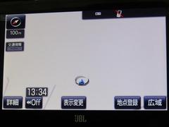 トヨタ純正ＴＣナビ＋フルセグテレビ＋Ｂカメラ＋ＥＴＣ付きです。詳細地図により目的地をピンポイントで設定できます。初めての道でも迷いにくく、ロングドライブも快適ですよ♪ 7