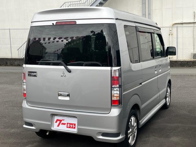 タウンボックス Ｇスペシャル　ターボ　両側電動スライドドア　オートステップ　ＨＩＤヘッドライト　フォグランプ　キーレスエントリー　オートエアコン　社外純正オーディオ（4枚目）