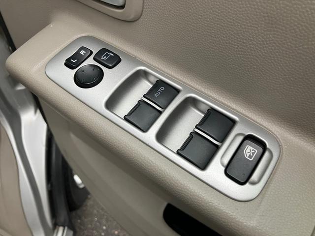 タウンボックス Ｇスペシャル　ターボ　両側電動スライドドア　オートステップ　ＨＩＤヘッドライト　フォグランプ　キーレスエントリー　オートエアコン　社外純正オーディオ（22枚目）