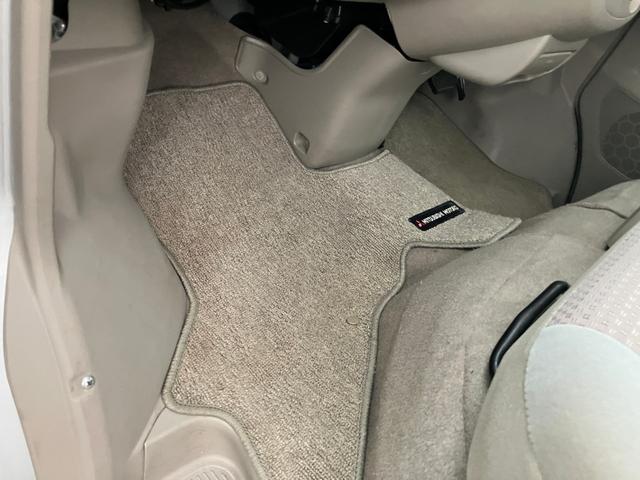 タウンボックス Ｇスペシャル　ターボ　両側電動スライドドア　オートステップ　ＨＩＤヘッドライト　フォグランプ　キーレスエントリー　オートエアコン　社外純正オーディオ（38枚目）