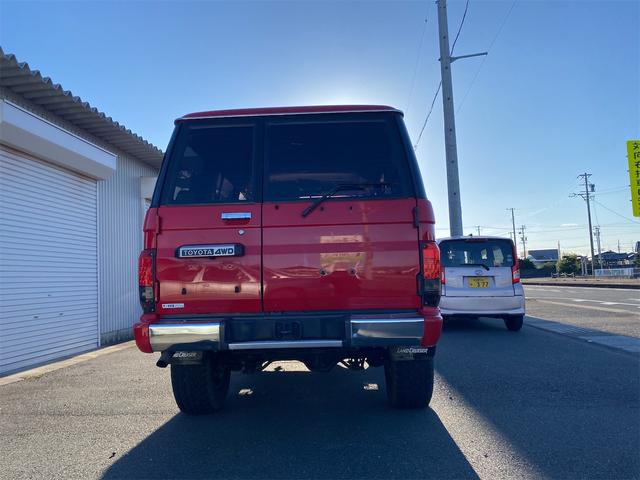 ランドクルーザープラド EXワイド EXワイド 2.4Lディーゼルターボ 5人乗り 1ナンバー登録車輛 サンルーフ リフトアップ 16インチアルミ 265/75R16ジオランダーAT-S ナビ フルセグTV ETC A/C修理済(7枚目)