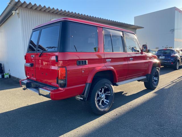 ランドクルーザープラド EXワイド EXワイド 2.4Lディーゼルターボ 5人乗り 1ナンバー登録車輛 サンルーフ リフトアップ 16インチアルミ 265/75R16ジオランダーAT-S ナビ フルセグTV ETC A/C修理済(8枚目)