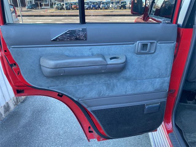 ランドクルーザープラド EXワイド EXワイド 2.4Lディーゼルターボ 5人乗り 1ナンバー登録車輛 サンルーフ リフトアップ 16インチアルミ 265/75R16ジオランダーAT-S ナビ フルセグTV ETC A/C修理済(24枚目)