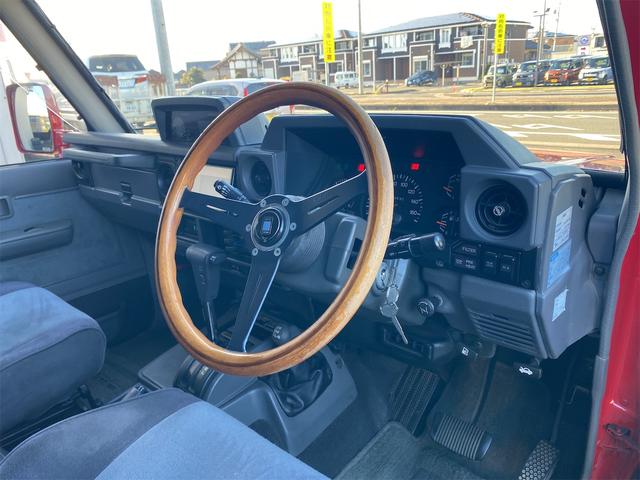 ランドクルーザープラド EXワイド EXワイド 2.4Lディーゼルターボ 5人乗り 1ナンバー登録車輛 サンルーフ リフトアップ 16インチアルミ 265/75R16ジオランダーAT-S ナビ フルセグTV ETC A/C修理済(29枚目)