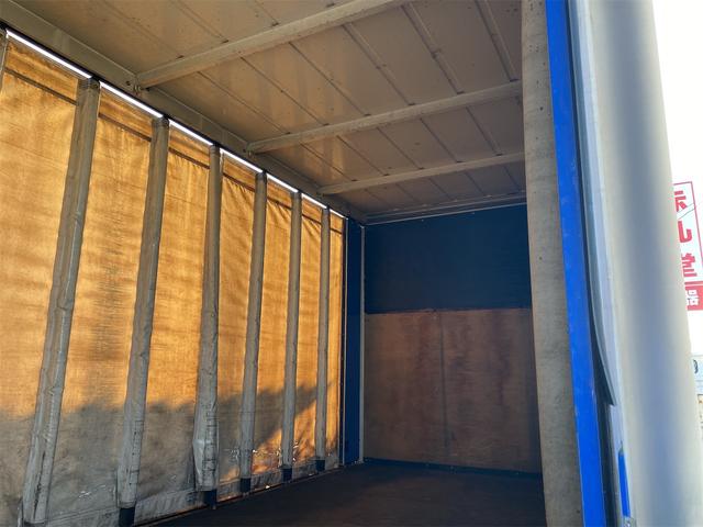 エルフトラック 　カーテン車輛（25枚目）