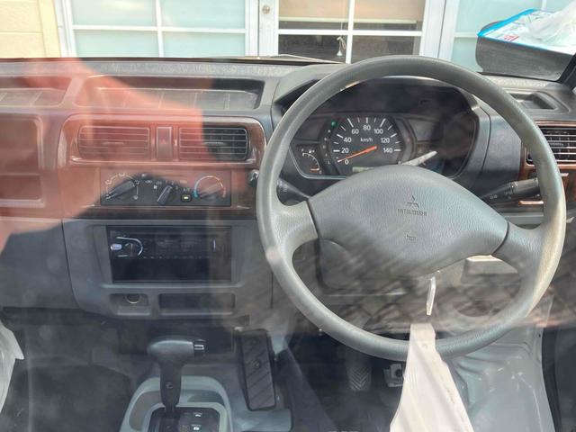 ミニキャブトラック ＶＸ－ＳＥ　１年保証付　車検整備付ＡＴ　エアコン　ＣＤ　ＵＳＢ　ミュージックプレーヤー接続可能（12枚目）