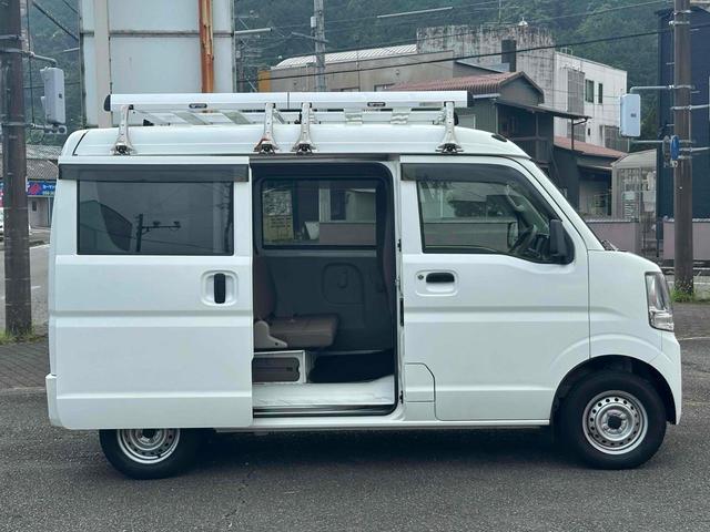 ＮＶ１００クリッパーバン ＤＸ　ＧＬパッケージ　ハイルーフ　ワンオーナー　ＣＶＴ　ＥＴＣ　ナビ　ワンセグＴＶ　両側スライドドア　キーレスエントリー　盗難防止システム　エアコン　パワーウィンドウ　ＣＤ　ＵＳＢ（6枚目）