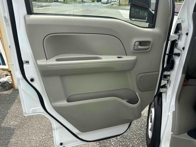 ＮＶ１００クリッパーバン ＤＸ　ＧＬパッケージ　ハイルーフ　ワンオーナー　ＣＶＴ　ＥＴＣ　ナビ　ワンセグＴＶ　両側スライドドア　キーレスエントリー　盗難防止システム　エアコン　パワーウィンドウ　ＣＤ　ＵＳＢ（37枚目）