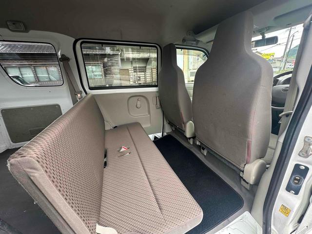 ＮＶ１００クリッパーバン ＤＸ　ＧＬパッケージ　ハイルーフ　ワンオーナー　ＣＶＴ　ＥＴＣ　ナビ　ワンセグＴＶ　両側スライドドア　キーレスエントリー　盗難防止システム　エアコン　パワーウィンドウ　ＣＤ　ＵＳＢ（41枚目）