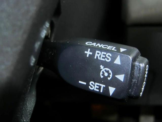 プリウスα Ｇ　チューン　ブラック　ハイブリッド　安全装備　横滑り防止機能　ＡＢＳ　エアバッグ　オートクルーズコントロール　盗難防止装置　バックカメラ　ＥＴＣ　ドラレコ　ミュージックプレイヤー接続可　ＣＤ　スマートキー　キーレス（15枚目）