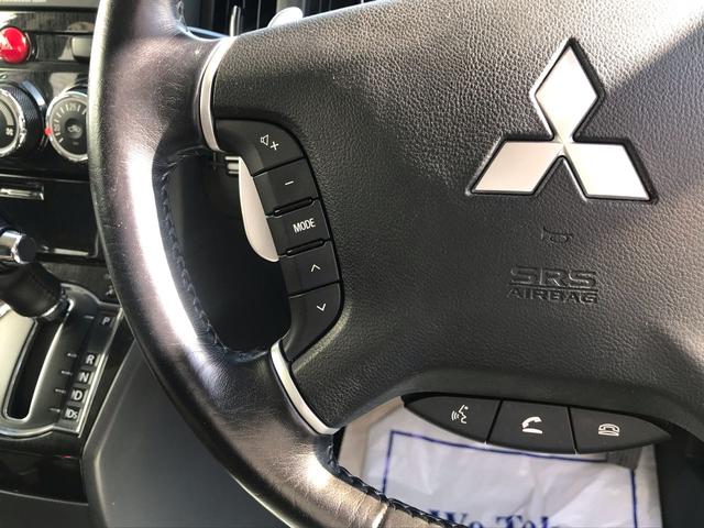 ローデスト G ナビパッケージ 4WD 後席モニター(19枚目)
