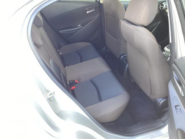 ＭＡＺＤＡ２ １５Ｓプロアクティブ　スマートエディションＩＩ　１５Ｓ　ＰＲＯＡＣＴＩＶＥ　ＳＭＡＲＴ　ＥＤＩＴＩＯＮ２　６ＡＴ　衝突被害軽減ブレーキ　レーダークルーズコントロール　車線逸脱警（17枚目）