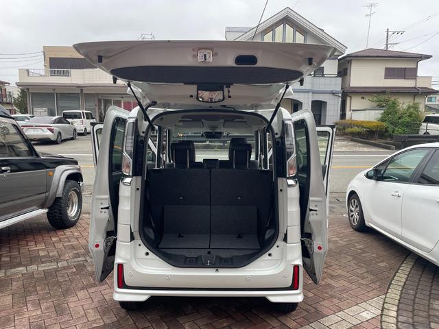 フレアワゴンカスタムスタイル ハイブリッドＸＴ　４ＷＤ（18枚目）