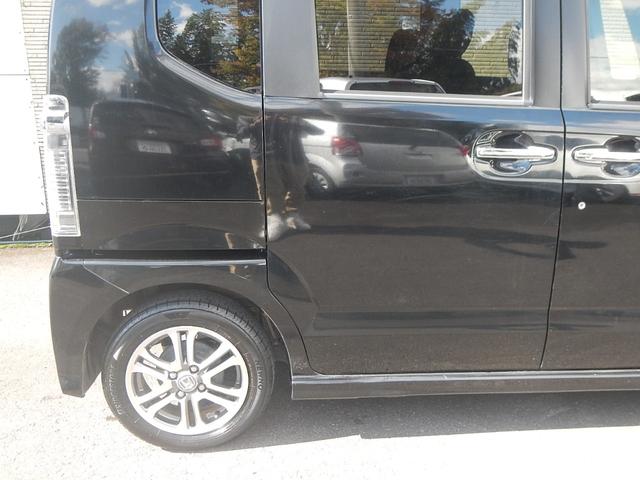 Ｎ－ＢＯＸカスタム Ｇ・Ｌパッケージ　スマートキー　ナビＴＶ　バックカメラ　ＥＴＣ　左電動スライドドア　ＨＩＤライト　フォグランプ（12枚目）