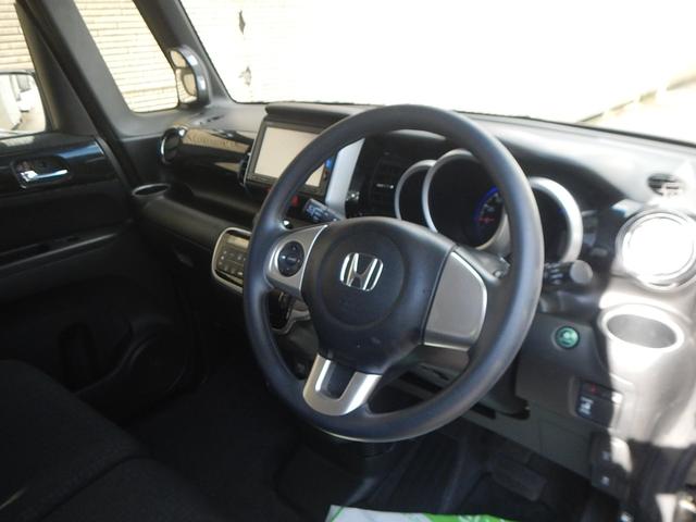 Ｎ－ＢＯＸカスタム Ｇ・Ｌパッケージ　スマートキー　ナビＴＶ　バックカメラ　ＥＴＣ　左電動スライドドア　ＨＩＤライト　フォグランプ（18枚目）