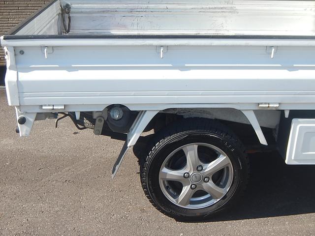 クリッパートラック ＤＸ　４ＷＤ　５速　エアコン　パワステ　１３インチアルミ　ＦＭ／ＡＭラジオ　作業灯　エアバック（15枚目）