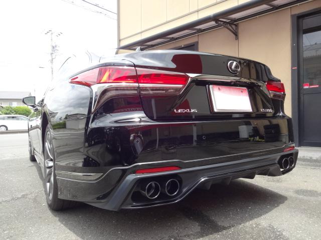ＬＳ ＬＳ５００　Ｆスポーツ　★ＴＲＤフルエアロ★ＴＲＤ４本出しマフラー★白革シート★全周囲カメラ★純正ワイドナビ★フルセグ★ＤＶＤ★Ｂｌｕｅｔｏｏｔｈ★ヘッドアップディスプレイ★前後クリアランスソナー★パワーバックドア★ＢＳＭ★（5枚目）