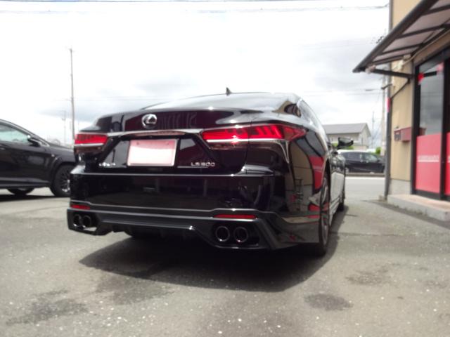 ＬＳ ＬＳ５００　Ｆスポーツ　★ＴＲＤフルエアロ★ＴＲＤ４本出しマフラー★白革シート★全周囲カメラ★純正ワイドナビ★フルセグ★ＤＶＤ★Ｂｌｕｅｔｏｏｔｈ★ヘッドアップディスプレイ★前後クリアランスソナー★パワーバックドア★ＢＳＭ★（37枚目）