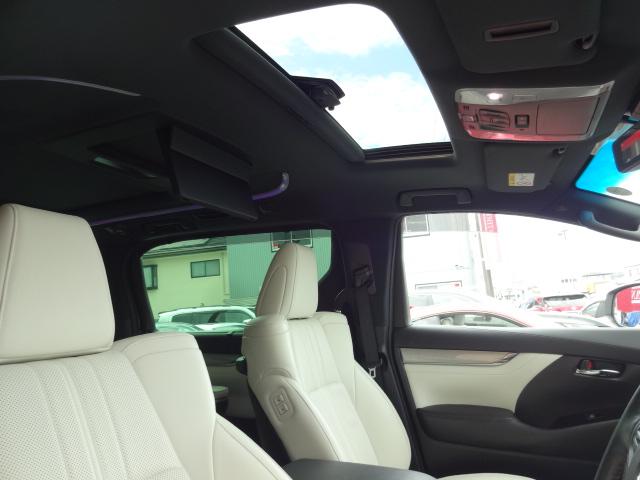 アルファード ３．５エグゼクティブラウンジＳ　★４ＷＤ★ツインムーンルーフ★白革★モデリスタフルエアロ★モデリスタ２０インチＡＷ★モデリスタマフラー★モデリスタシグネチャーイルミ★リヤエンターテインテント後席モニター★ＪＢＬサウンド★ＴＳＳ★（27枚目）