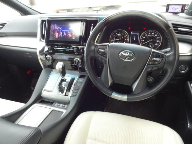 アルファード ３．５エグゼクティブラウンジＳ　★４ＷＤ★ツインムーンルーフ★白革★モデリスタフルエアロ★モデリスタ２０インチＡＷ★モデリスタマフラー★モデリスタシグネチャーイルミ★リヤエンターテインテント後席モニター★ＪＢＬサウンド★ＴＳＳ★（32枚目）