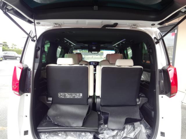 アルファード ３．５エグゼクティブラウンジＳ　★４ＷＤ★ツインムーンルーフ★白革★モデリスタフルエアロ★モデリスタ２０インチＡＷ★モデリスタマフラー★モデリスタシグネチャーイルミ★リヤエンターテインテント後席モニター★ＪＢＬサウンド★ＴＳＳ★（47枚目）